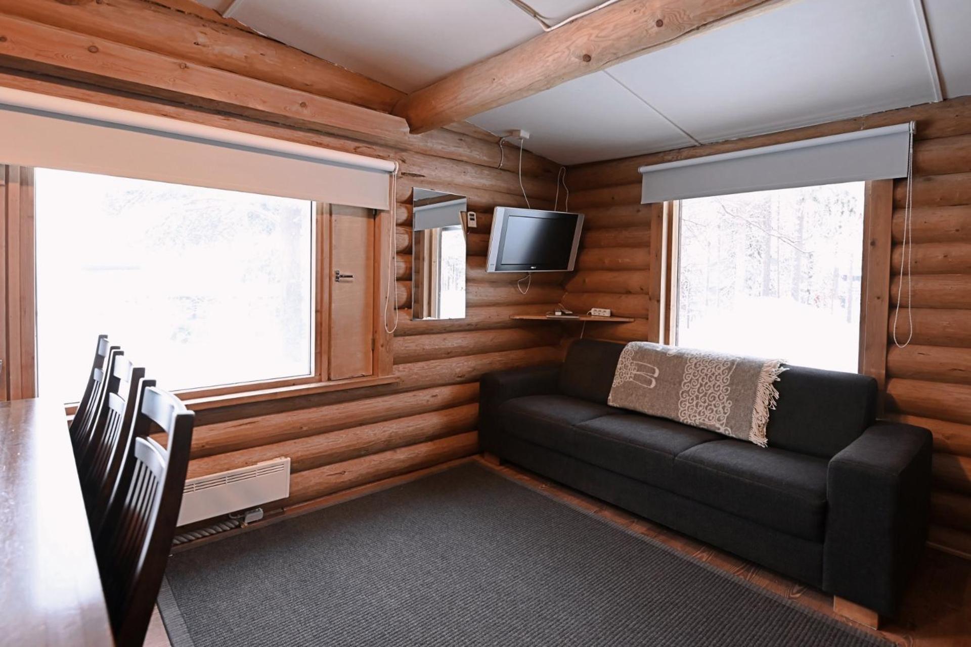 Classic Log Cabin Ski-In Ski-Out Леви Экстерьер фото