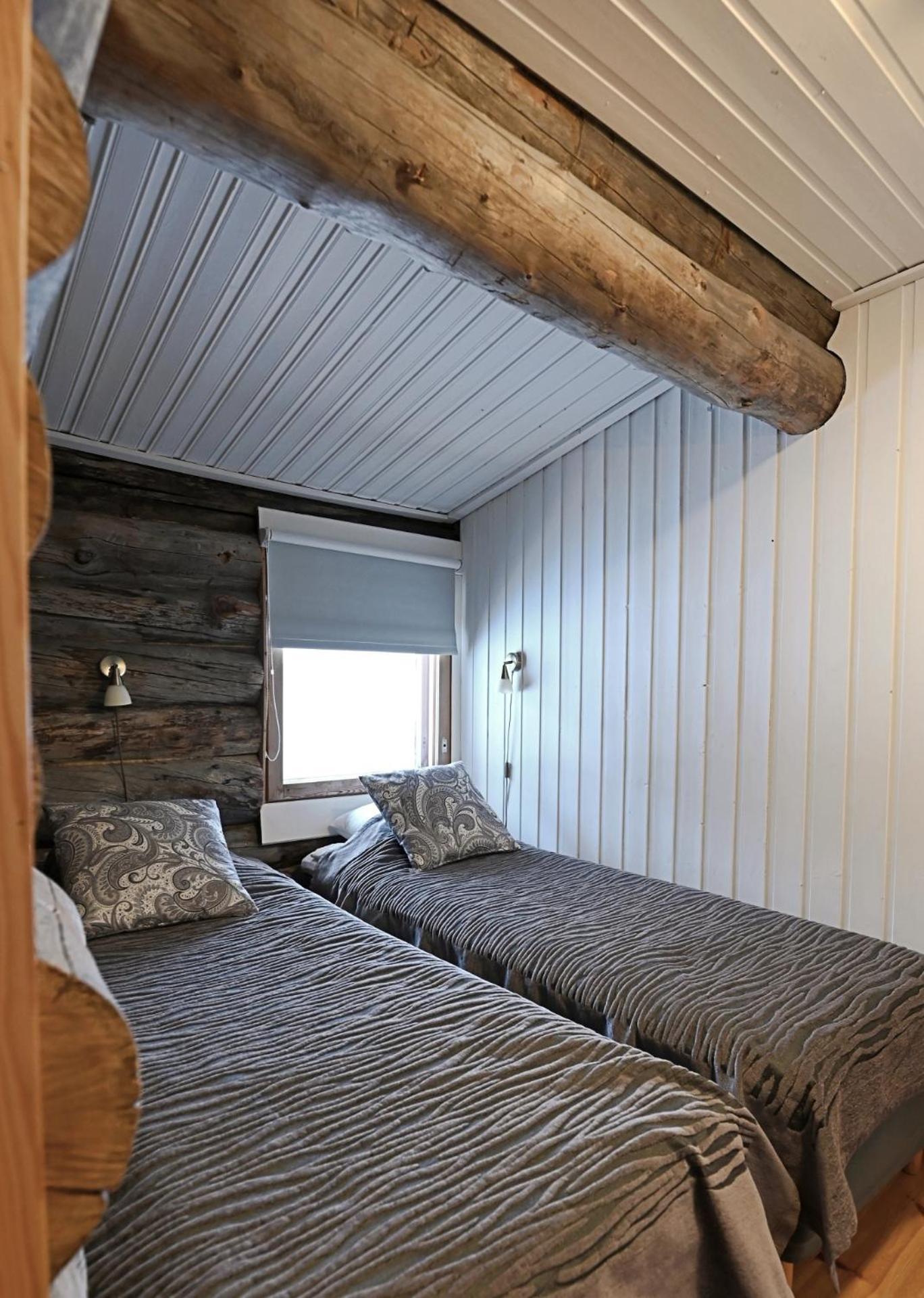 Classic Log Cabin Ski-In Ski-Out Леви Экстерьер фото