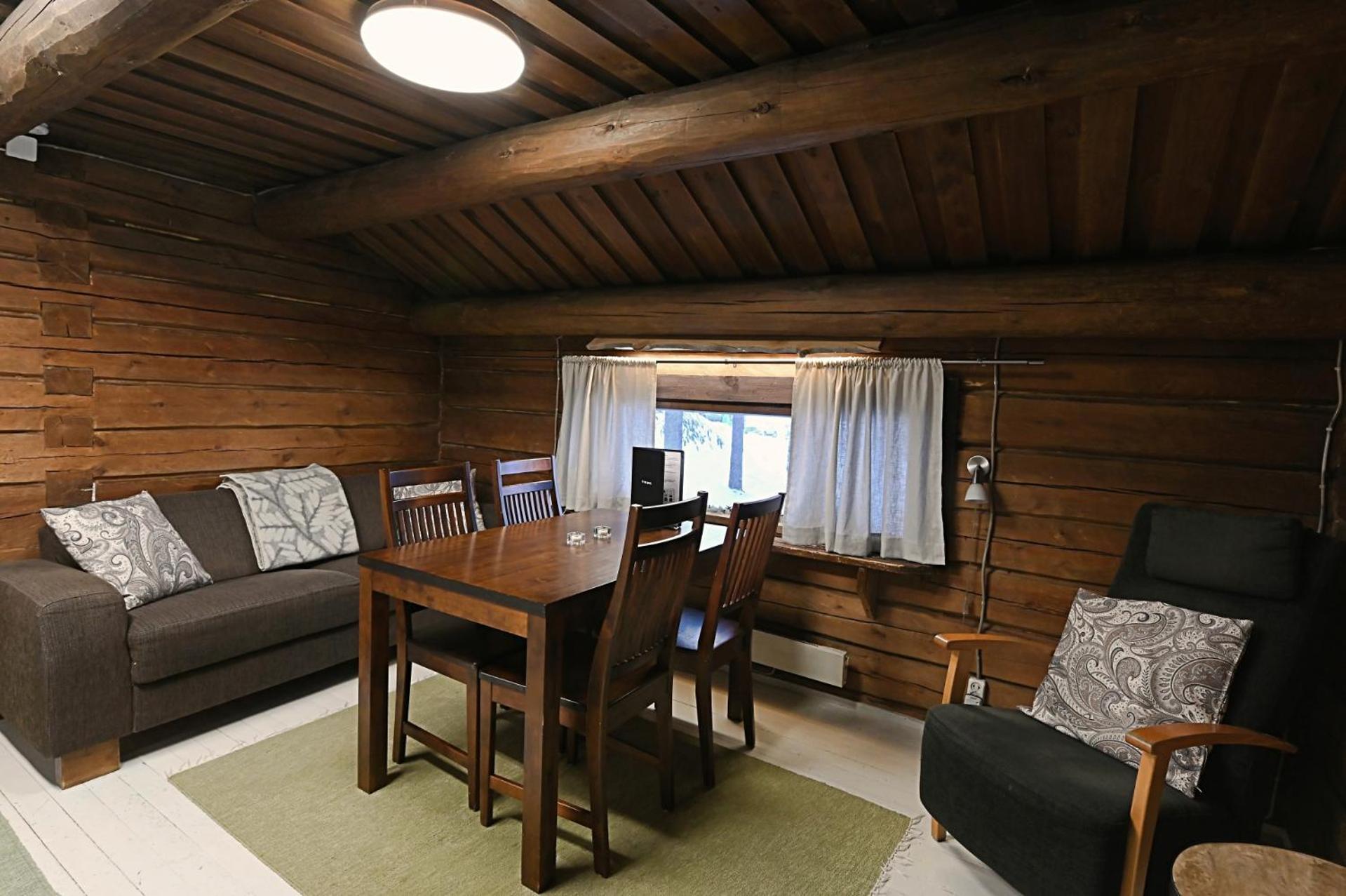 Classic Log Cabin Ski-In Ski-Out Леви Экстерьер фото